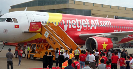 vietjet-air-co-tinh-sai-pham-du-bi-phat-giadinhonline.vn 3