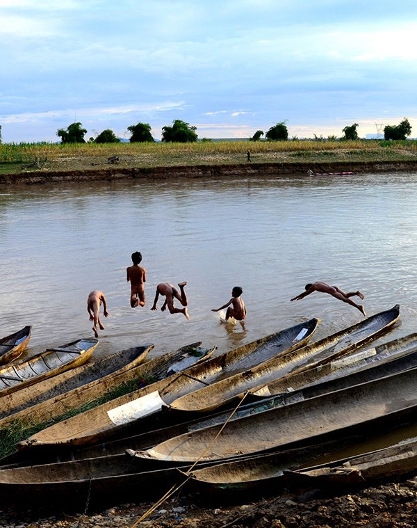 cuoc-song-tuyet-dep-tren-dong-song-dak-bla-giadinhonline.vn 5