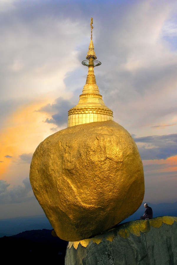 8-ngoi-chua-vang-dep-nhat-dong-nam-a-giadinhonline.vn 2