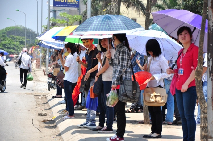 tin-thoi-tiet-ngay-1108-cac-tinh-mien-trung-nang-nong-xay-ra-tren-dien-rong-giadinhonline.vn 1