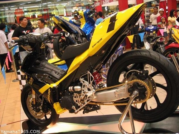 ngam-nhung-sieu-pham-exciter-do-cuc-ngau-cuc-chat-cua-dan-choi-xe-do-giadinhonline.vn 18