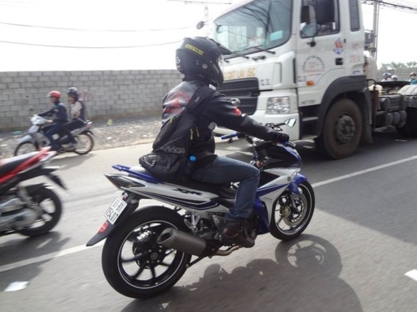 ngam-nhung-sieu-pham-exciter-do-cuc-ngau-cuc-chat-cua-dan-choi-xe-do-giadinhonline.vn 21