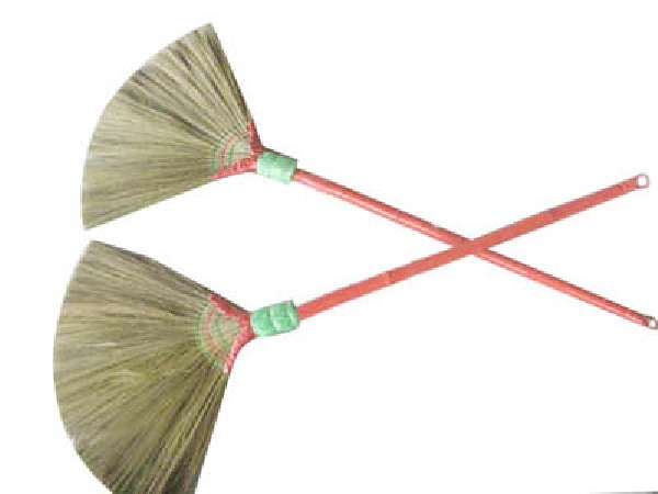 huong-dan-quet-nha-dung-cach--giadinhonline.vn 2