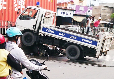 tin-nong-sang-318-o-viet-nam-bat-trum-lua-dao-nguoi-nuoc-ngoai-giadinhonline.vn 2