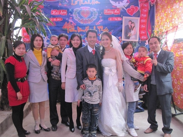 nu-y-ta-om-con-tu-van-du-luan-noi-gi-truoc-cai-chet-tham-giadinhonline.vn 2
