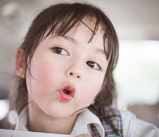 ve-dep-lai-tua-thien-than-cua-co-be-5-tuoi--giadinhonline.vn 10