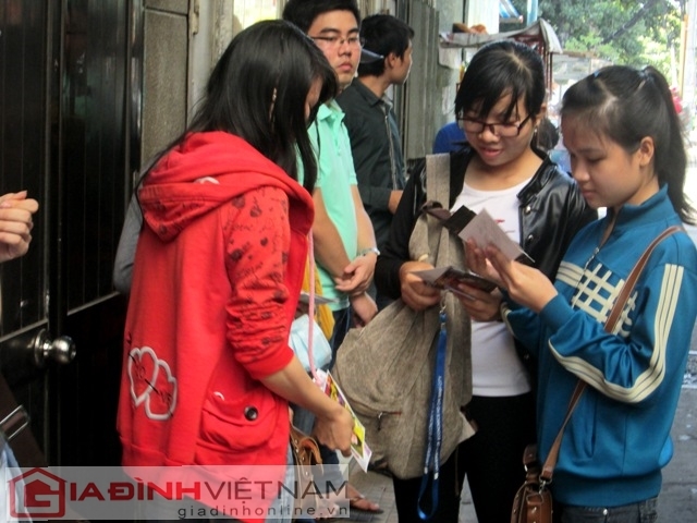 sot-ve-xem-liveshow-dau-an-cua-dan-truong-giadinhonline.vn 4