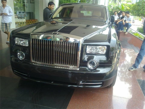 quottung-tichquot-rolls-royce-phantom-rong-35-ty-thu-4-cua-viet-nam-giadinhonline.vn 2