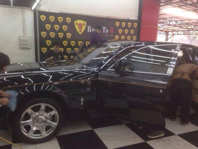 quottung-tichquot-rolls-royce-phantom-rong-35-ty-thu-4-cua-viet-nam-giadinhonline.vn 8