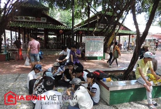 dai-nam-cua-ong-huynh-uy-dung-va-nhung-thong-diep-moi-giadinhonline.vn 8