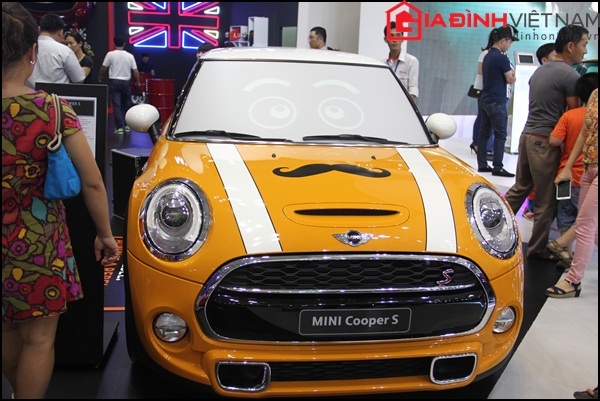 nhung-mau-xe-quotdinhquot-nhat-tai-vietnam-motor-show-2014-giadinhonline.vn 7