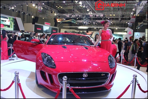 nhung-mau-xe-quotdinhquot-nhat-tai-vietnam-motor-show-2014-giadinhonline.vn 27