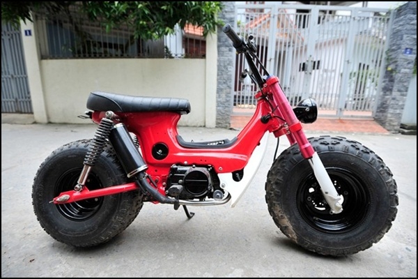honda-chaly-do-ham-ho-voi-banh-xe-quotkhungquot-giadinhonline.vn 3