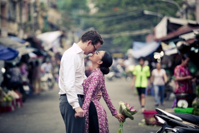 gia-dinh-hanh-phuc-cua-doan-trang-va-chong-tay--giadinhonline.vn 3
