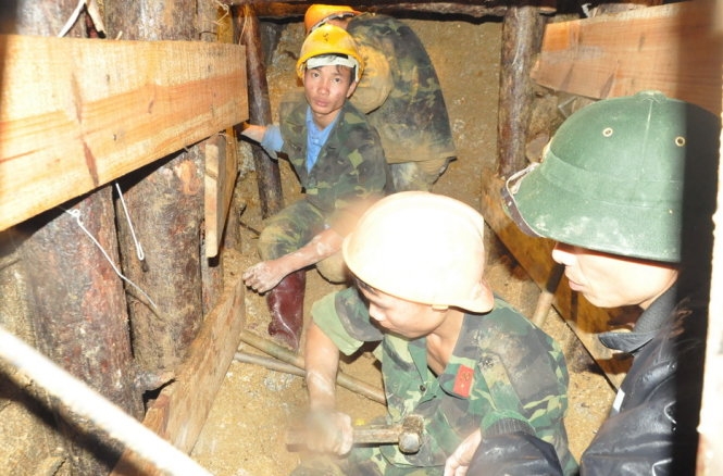 toan-bo-12-nan-nhan-da-duoc-dua-ra-khoi-ham-giadinhonline.vn 2
