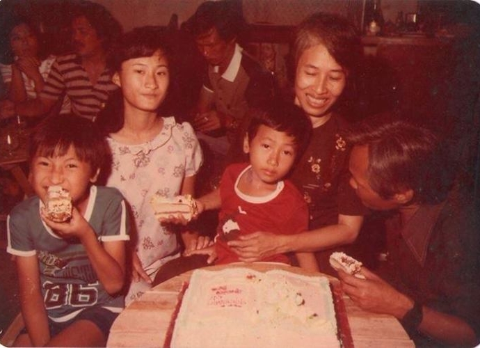 dao-dien-dung-‘khung’-la-ai--giadinhonline.vn 3