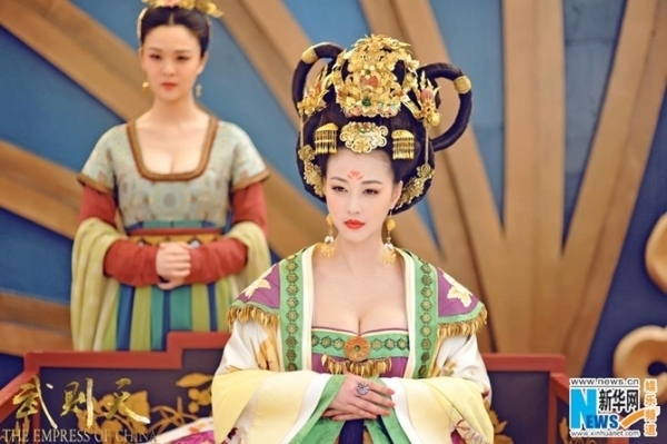 nhung-diem-tru-cua-phim-dang-gay-sot-quotvo-mi-nuong-truyen-kyquot-giadinhonline.vn 2