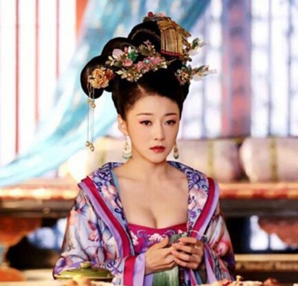 nhung-diem-tru-cua-phim-dang-gay-sot-quotvo-mi-nuong-truyen-kyquot-giadinhonline.vn 3