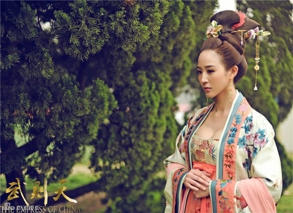nhung-diem-tru-cua-phim-dang-gay-sot-quotvo-mi-nuong-truyen-kyquot-giadinhonline.vn 5