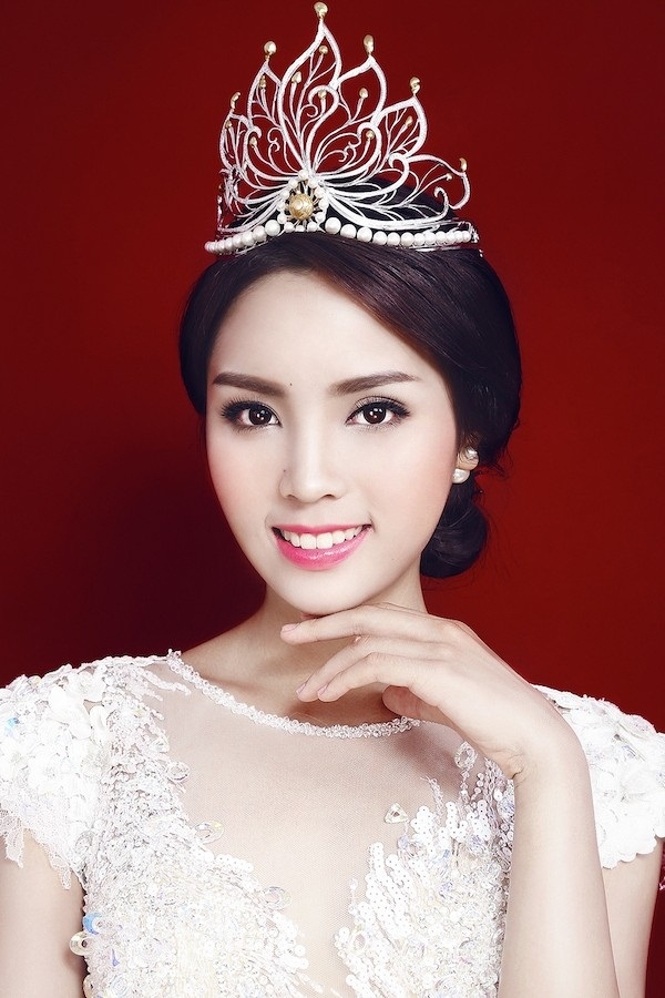 hoa-hau-ky-duyen-va-nhung-hinh-anh-ghi-diem-voi-cong-chung--giadinhonline.vn 3