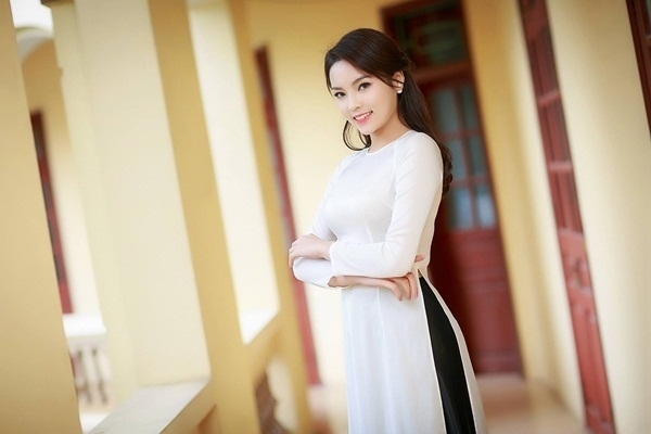 hoa-hau-ky-duyen-va-nhung-hinh-anh-ghi-diem-voi-cong-chung--giadinhonline.vn 11