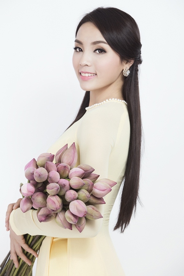 hoa-hau-ky-duyen-va-nhung-hinh-anh-ghi-diem-voi-cong-chung--giadinhonline.vn 17