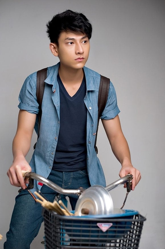ve-dien-trai-nam-tinh-cua-isaac-365-khien-fan-nu-me-man-giadinhonline.vn 9