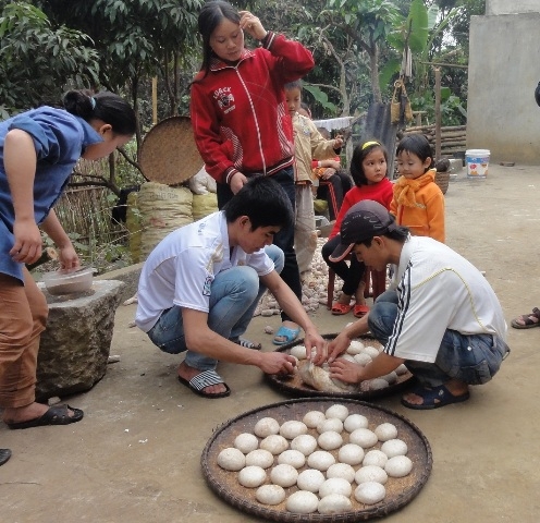 doc-dao-‘tet-nam-cung’-cua-nguoi-dao-o-mien-tay-xu-thanh-giadinhonline.vn 2