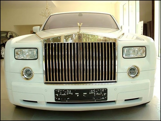 rolls-royce-phantom-dat-120-kg-vang-chong-dan-cua-dai-gia-vung-vinh-giadinhonline.vn 2