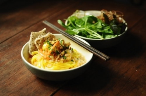 an-du-mon-ngon-o-hoi-an-chi-voi-100000-dong-giadinhonline.vn 4