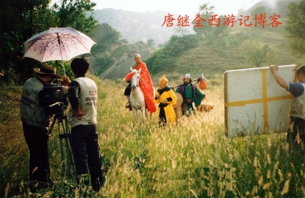 tay-du-ky-1986-lo-anh-hau-truong-chua-tung-cong-bo--giadinhonline.vn 5