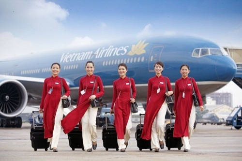 dong-phuc-moi-cua-vietnam-airlines-bi-che-qua-xau-khi-moi-ra-mat--giadinhonline.vn 6