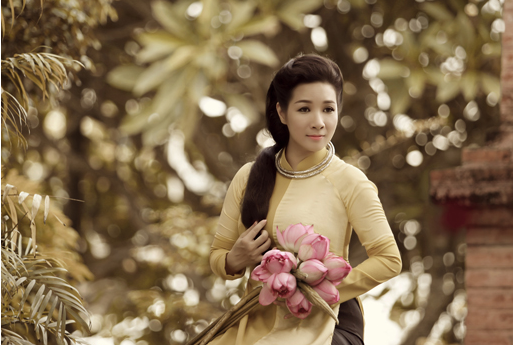 tin-giai-tri-123-bang-kieu-lam-giam-khao-viet-nam-idol-quang-le-‘boc-lot’-phuong-my-chi-giadinhonline.vn 5