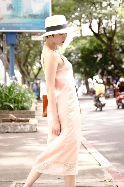 toc-tien-–-tu-toc-xu-dang-yeu-den-co-nang-ca-tinh-noi-loan--giadinhonline.vn 15