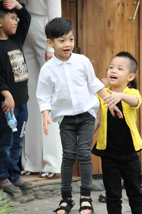 subeo-lan-dau-tinh-nghich-di-su-kien-cung-me--giadinhonline.vn 3