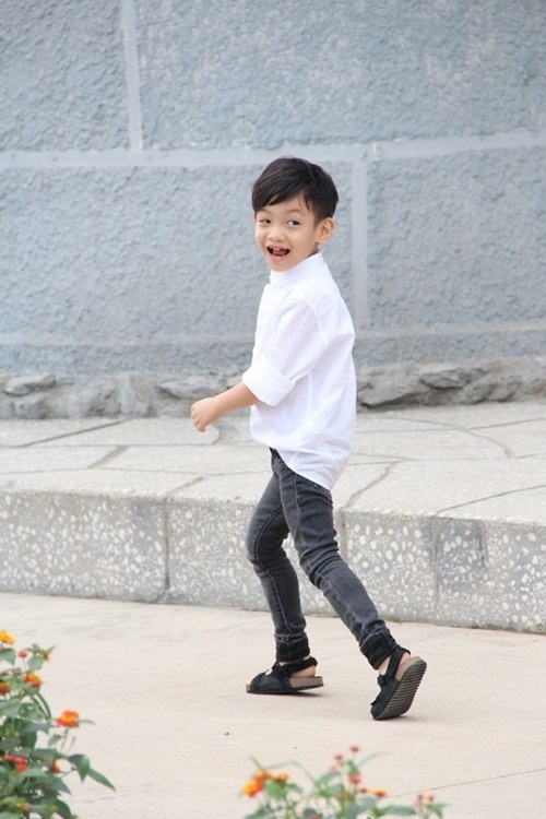subeo-lan-dau-tinh-nghich-di-su-kien-cung-me--giadinhonline.vn 5