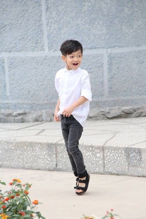 subeo-lan-dau-tinh-nghich-di-su-kien-cung-me--giadinhonline.vn 6