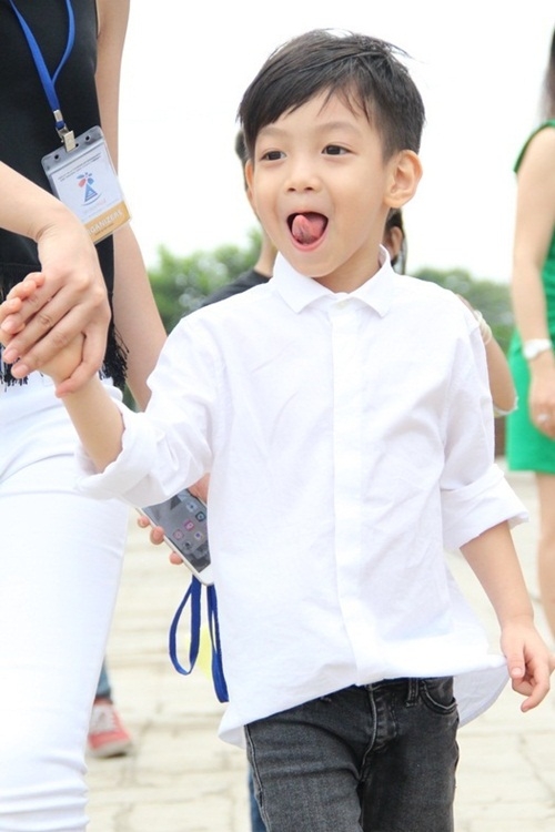subeo-lan-dau-tinh-nghich-di-su-kien-cung-me--giadinhonline.vn 8