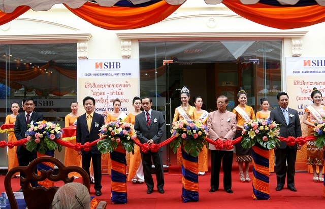 tin-tai-chinh-kinh-te-442015-shb-duoc-mo-ngan-hang-con-tai-lao-giadinhonline.vn 1