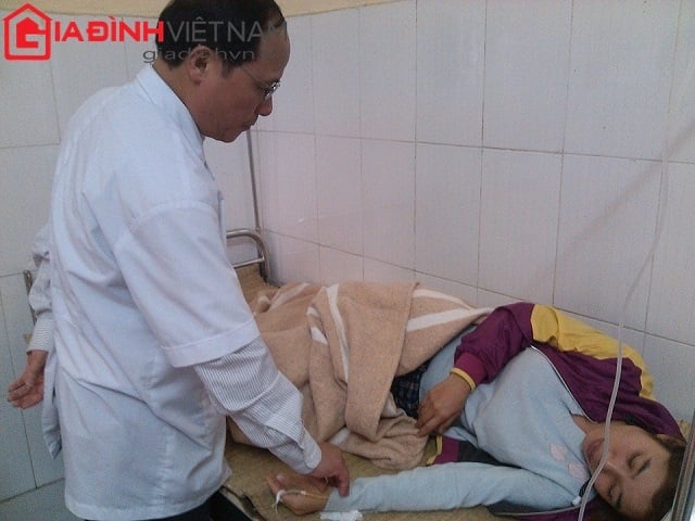 ha-noi-hon-100-nguoi-ngo-doc-nghi-do-an-ca-trung-ran-giadinhonline.vn 3