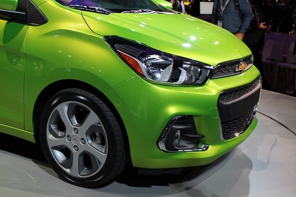 chevrolet-spark-2016-voi-dong-co-va-noi-ngoai-that-cai-tien-dang-ke-giadinhonline.vn 2