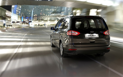 ford-galaxy-2016-–-mau-xe-7-cho-moi-nhat-cho-gia-dinh-giadinhonline.vn 5