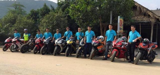 co-dau-chu-re-deo-day-vang-trong-dam-cuoi-‘khung’-la-ai-giadinhonline.vn 9