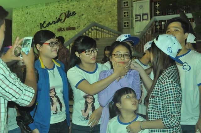1h-sang-phuong-my-chi-van-bi-fan-quay-kin-giadinhonline.vn 3