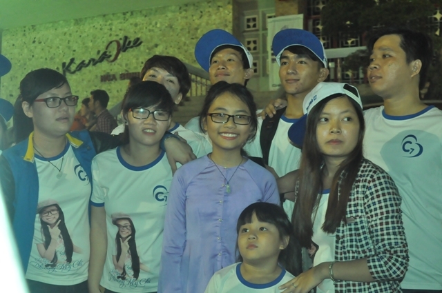 1h-sang-phuong-my-chi-van-bi-fan-quay-kin-giadinhonline.vn 4