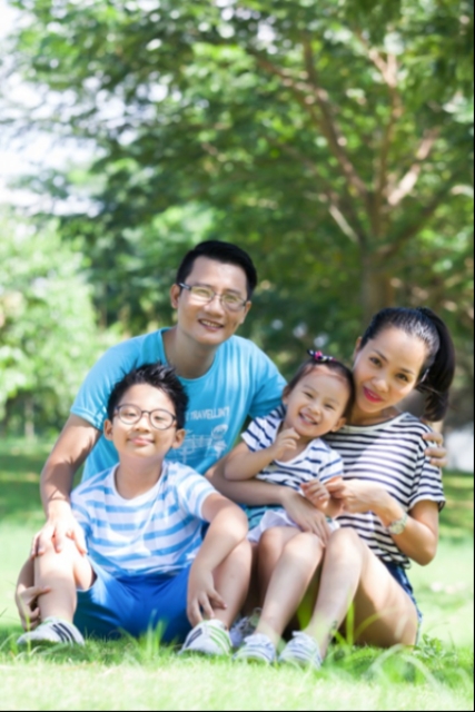 to-am-hanh-phuc-cua-ca-si-hoang-bach--giadinhonline.vn 1