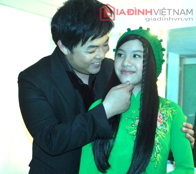 huyen-tran-phuong-my-chi-duyen-dang-trong-ta-ao-dai-ba-ba-giadinhonline.vn 11