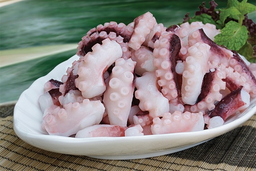 mot-so-mon-ngon-tu-bach-tuoc-tot-cho-phu-nu-sau-sinh-giadinhonline.vn 1