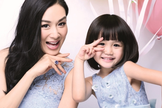 con-gai-xinh-xan-nhu-bup-be-cua-dien-vien-goc-viet-chung-le-de--giadinhonline.vn 11