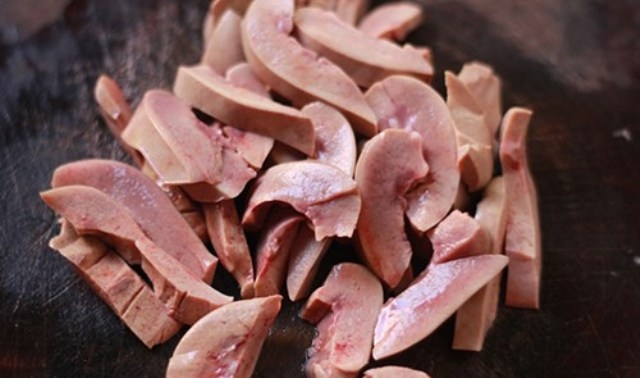 cat-heo-xao-muop-mon-ngon-cho-bua-com-ngay-he--giadinhonline.vn 3